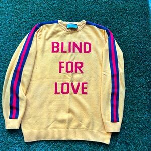 Gucci “sweater”
“Blind for love”
Medium 
Worn once 
Yellow, red & blue